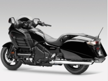 Фото Honda Gold Wing F6B  №4